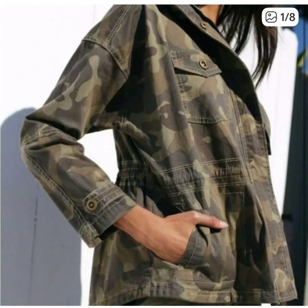 Marrakech Camo Jacket. Medium. Utility jacket. Light weight. Cinched waist
